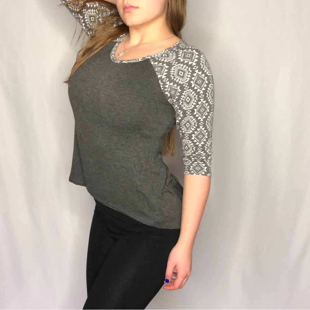 THREADS Studio Aztec Baseball Tunic Hi-Lo Tee - Picture 8 of 9